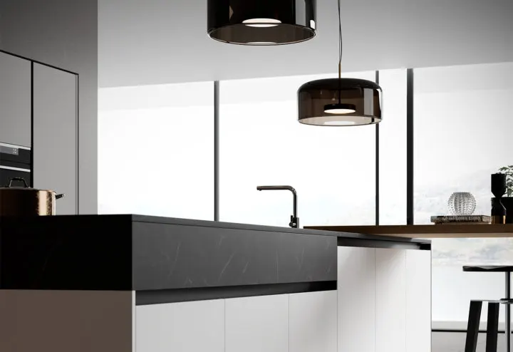 cucina-in-vetro-design-moderno-arredo3-glass-720x494