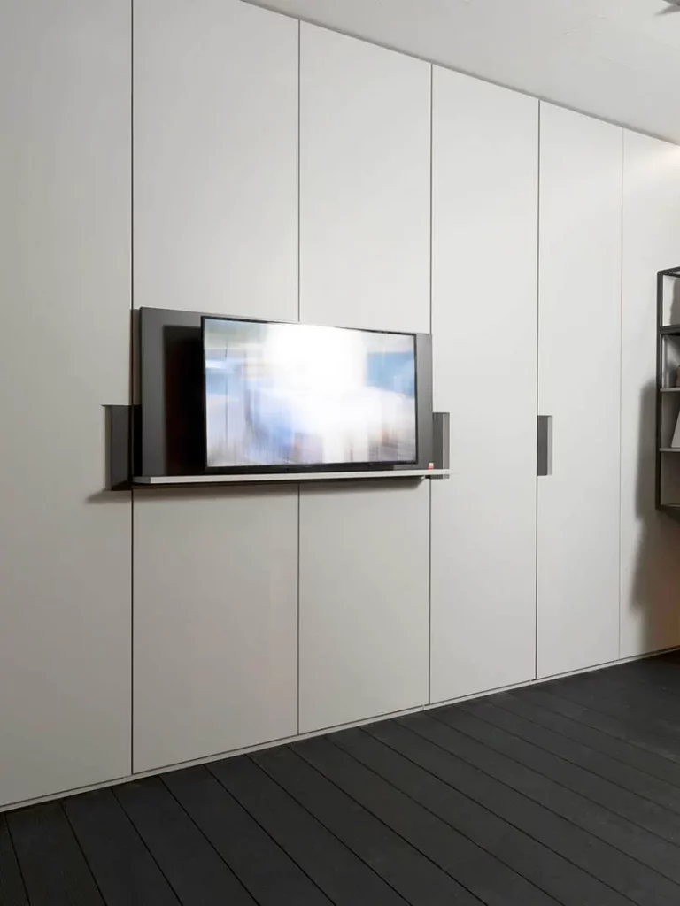 porta-tv-armadio-01